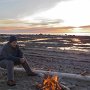<p align=left>Un petit feu de bois de grève pour nous réchauffer, mais je n'échangerais pas ma place pour quelques degrés de plus.